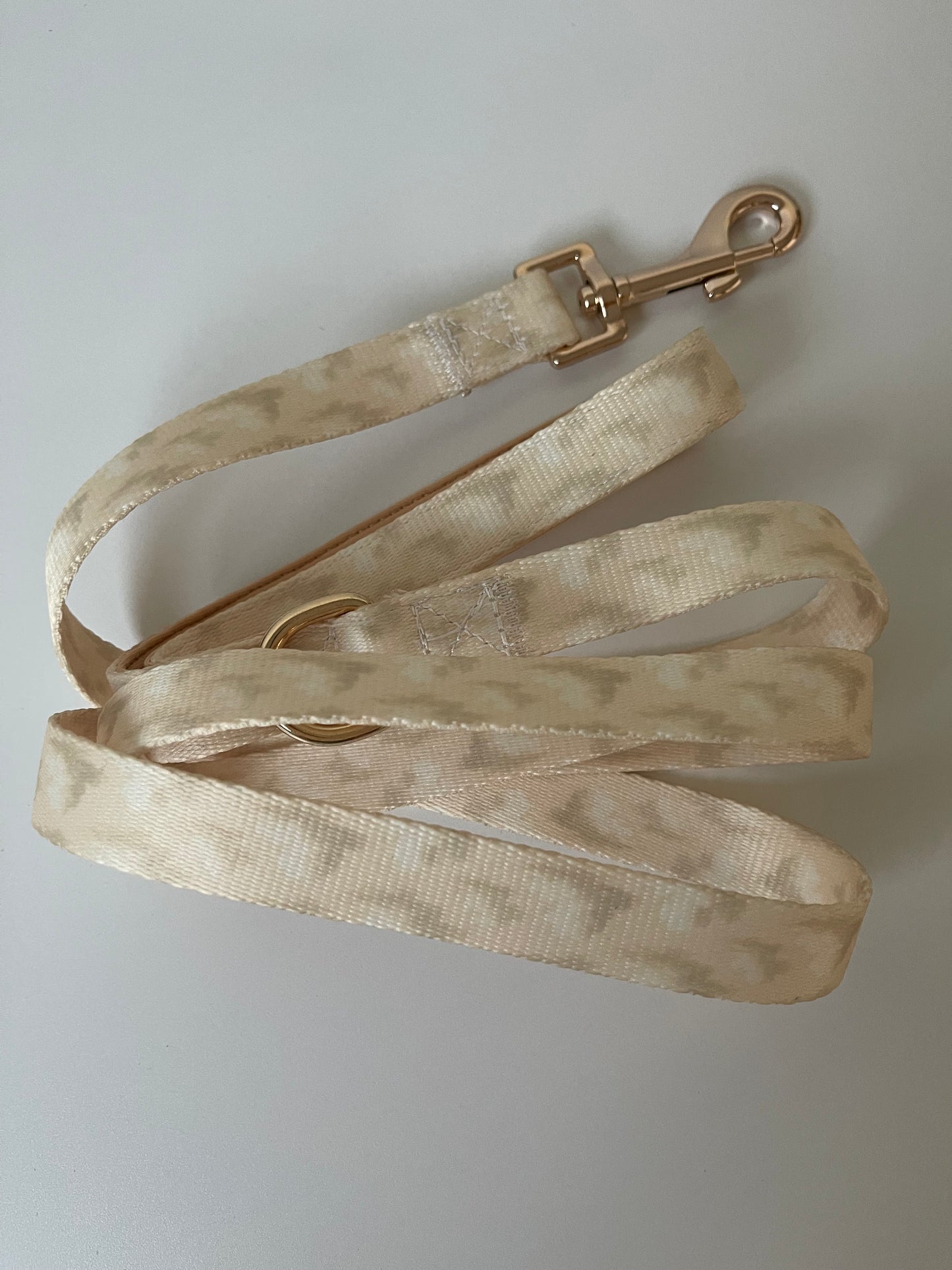Dream leash